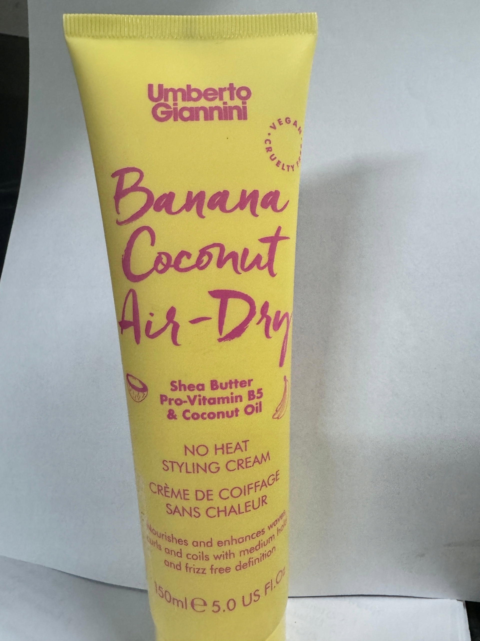 Krem do stylizacji włosów Banana Coconut Air-Dry – piękno Twoich loków