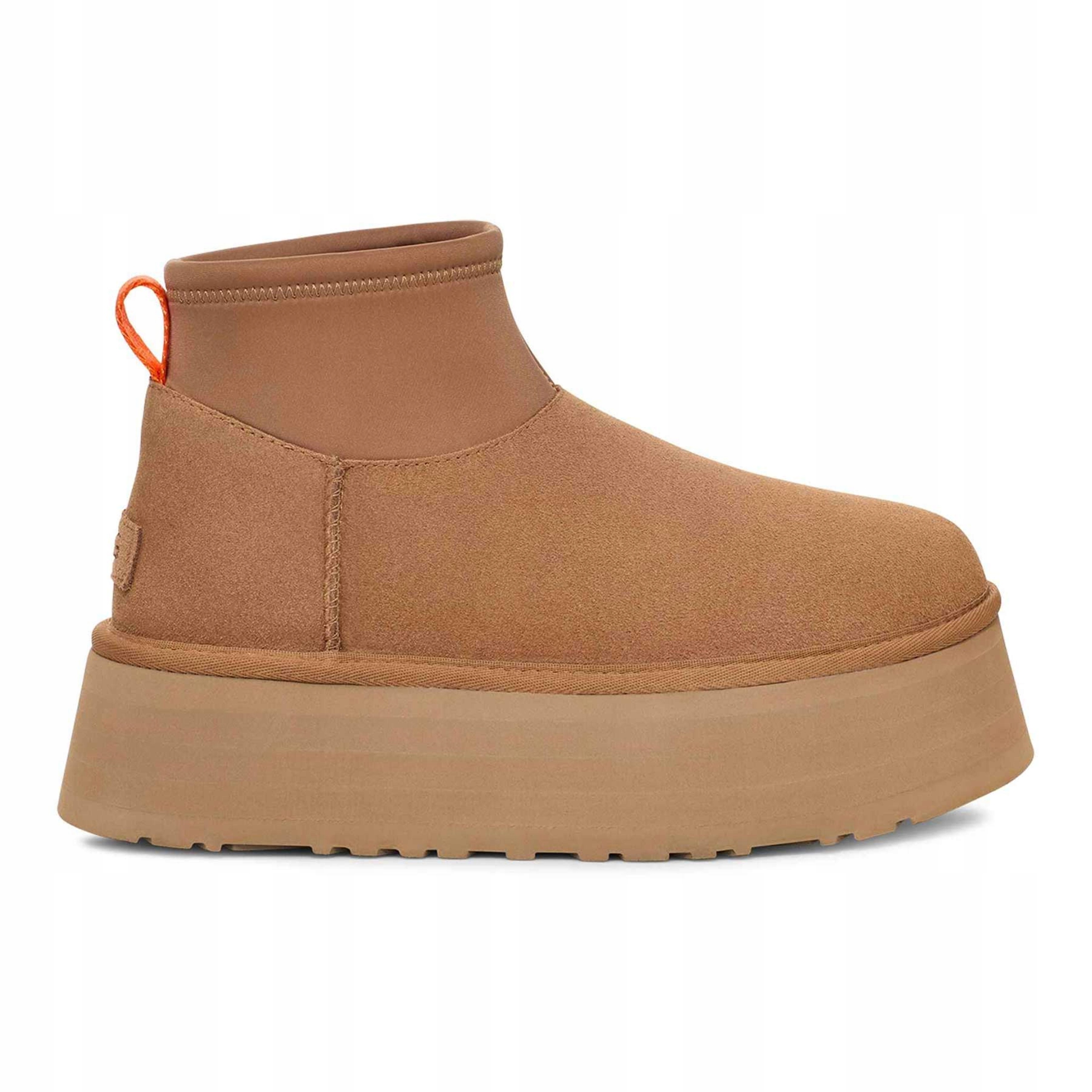 Buty damskie Ugg Classic Mini Dipper – Styl i komfort na każdą okazję