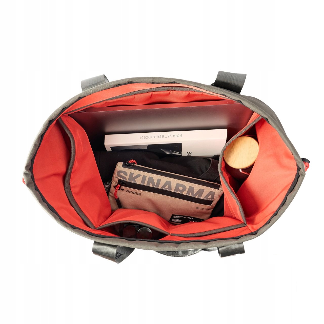 Doskonała organizacja dzięki 5 kieszeniom wewnętrznym