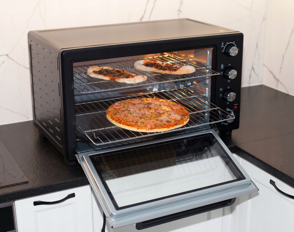 Regulacja temperatury - Od 40°C do 230°C dla różnych potraw