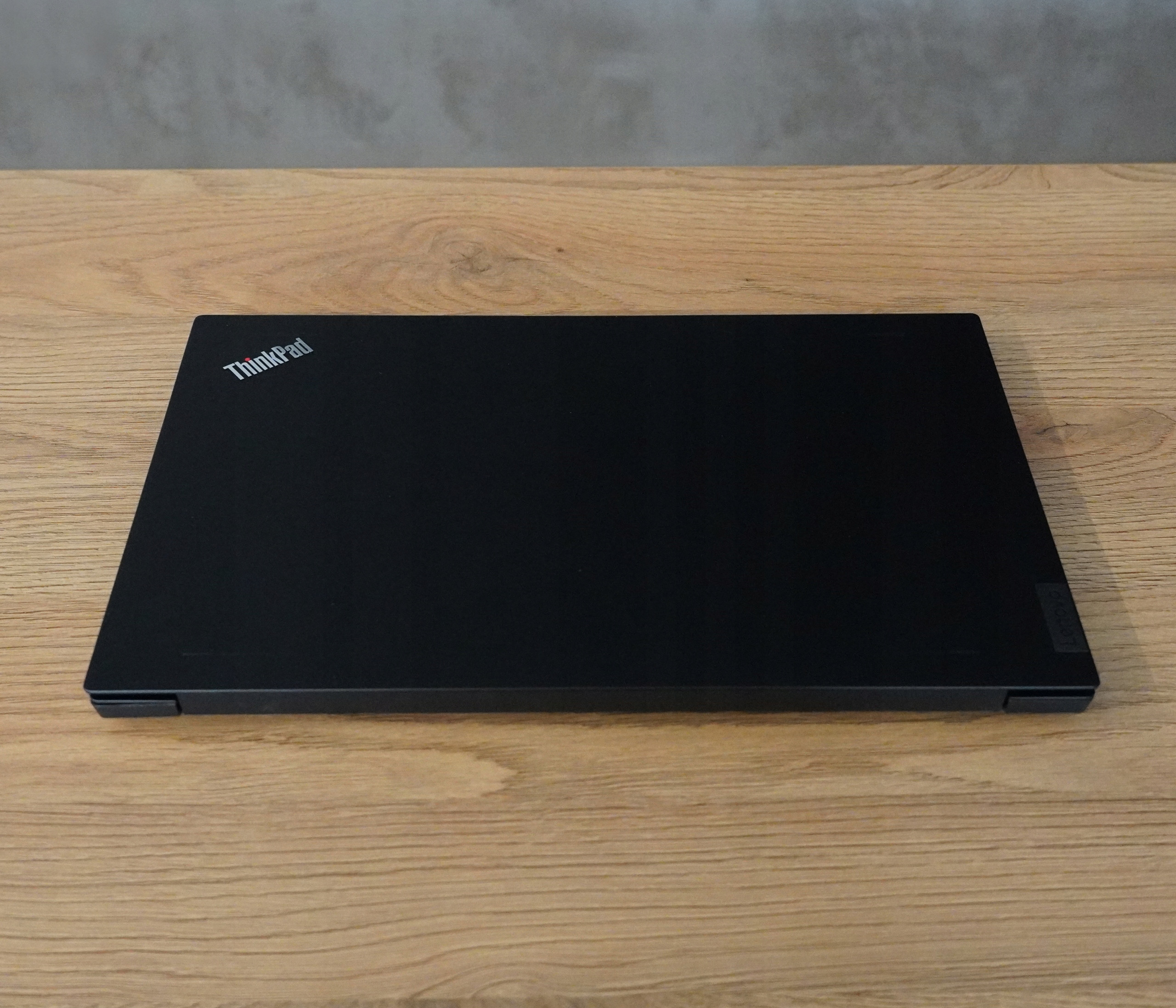 Bezpieczeństwo danych – Czytnik linii papilarnych i moduł TPM