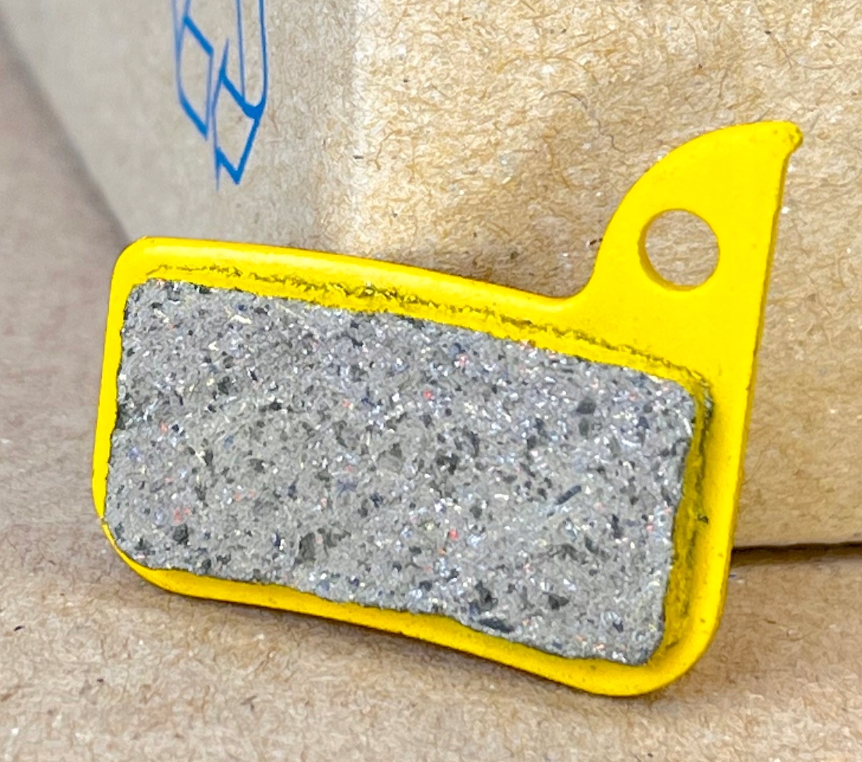 Wysoka jakość materiałów – Kevlar i ceramika dla lepszej wydajności