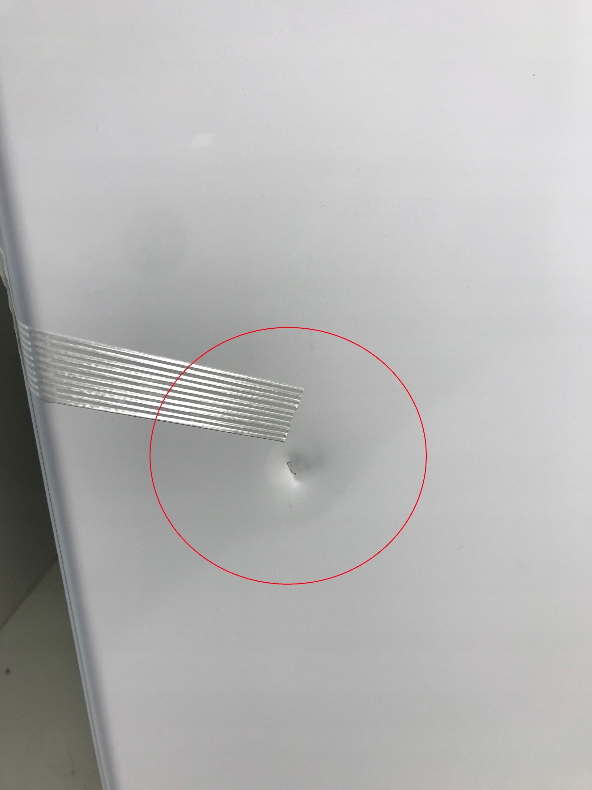 Wydajność energetyczna – Klasa E i roczne zużycie energii 85 kWh