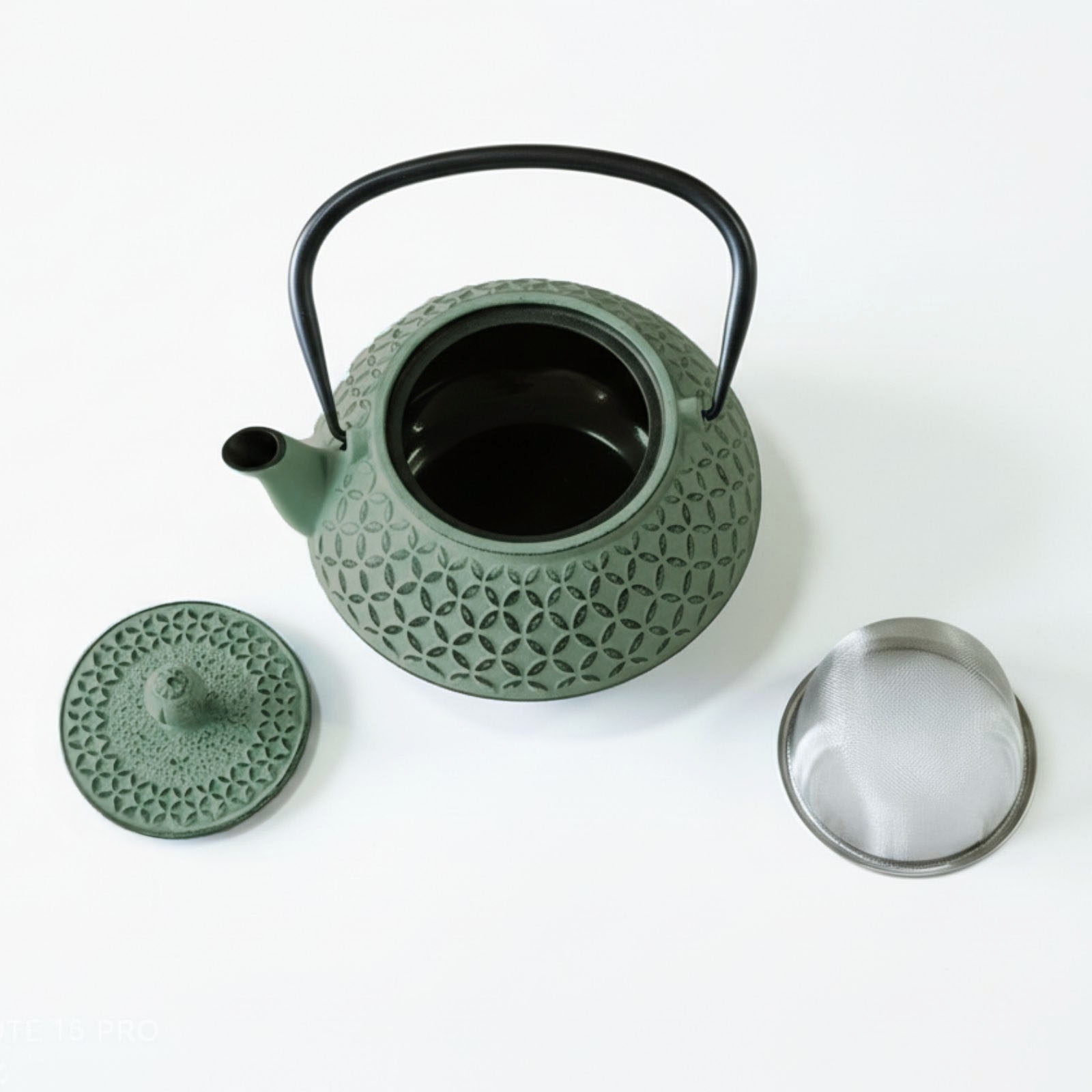 Praktyczne wyjmowane sitko – łatwe parzenie herbaty