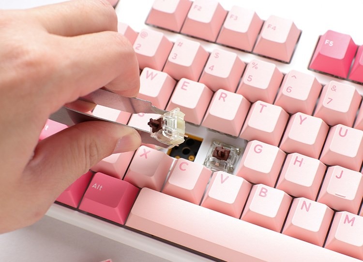 Hot-Swap i Plug & Play – Łatwość Użytkowania i Personalizacji
