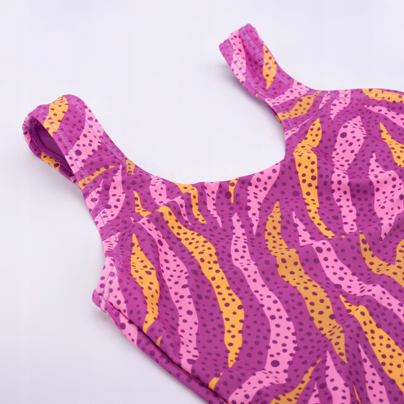 Komfortowe szerokie ramiączka dla pełnej swobody ruchów