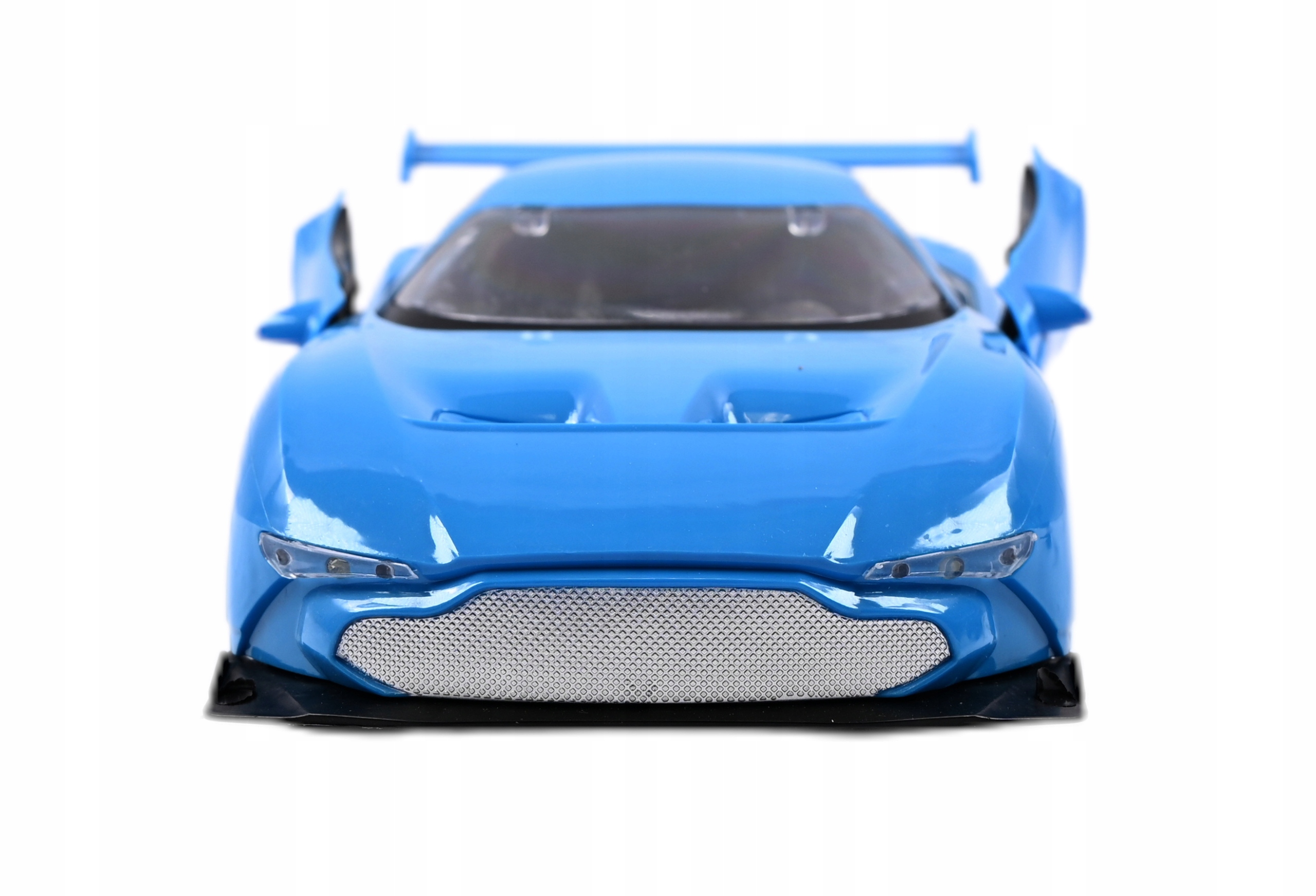 Niezapomniane wrażenia z jazdy – Zdalne sterowanie i otwierane drzwi