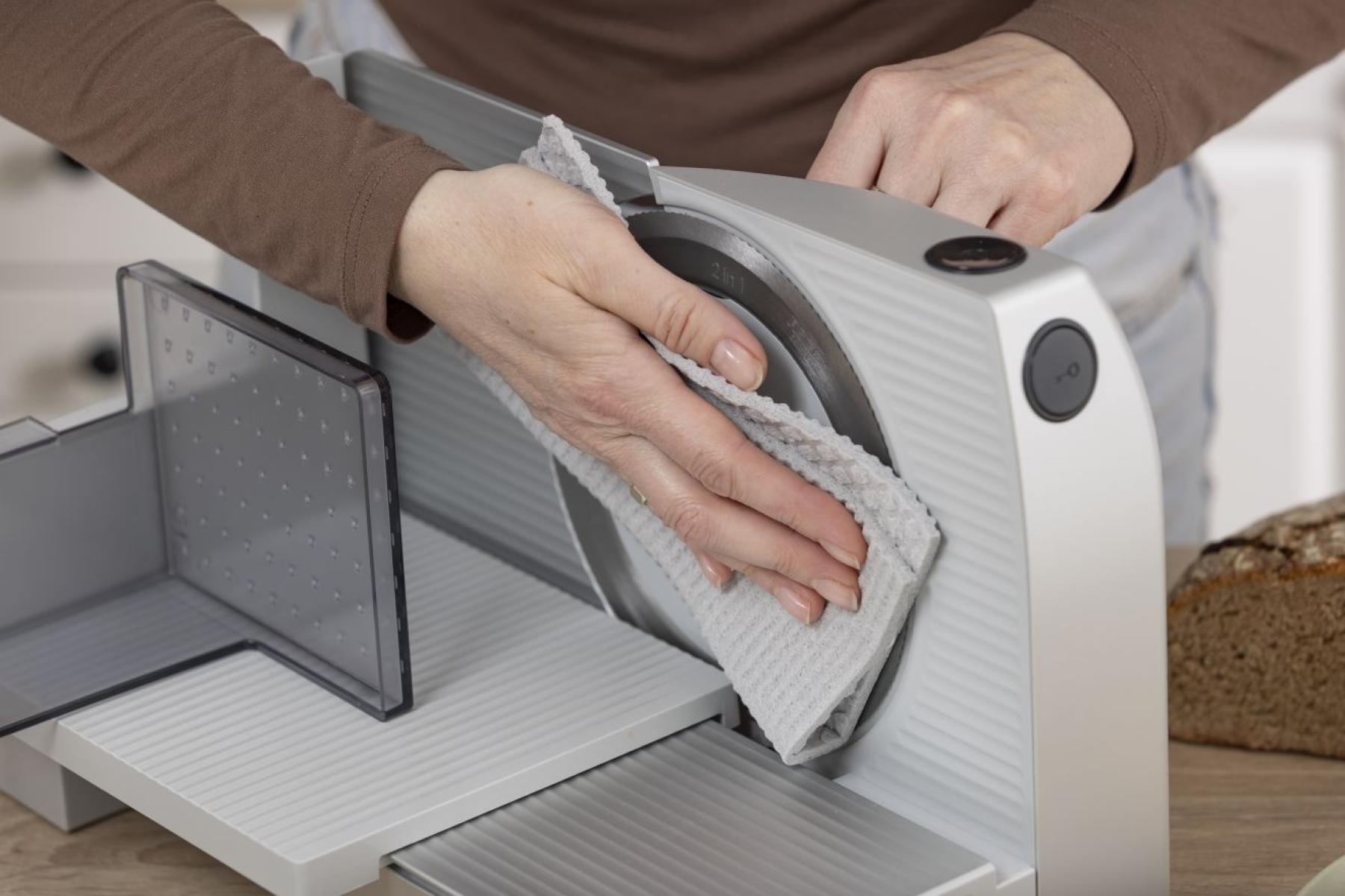 Krajalnica R708A inox – Idealne rozwiązanie do Twojej kuchni