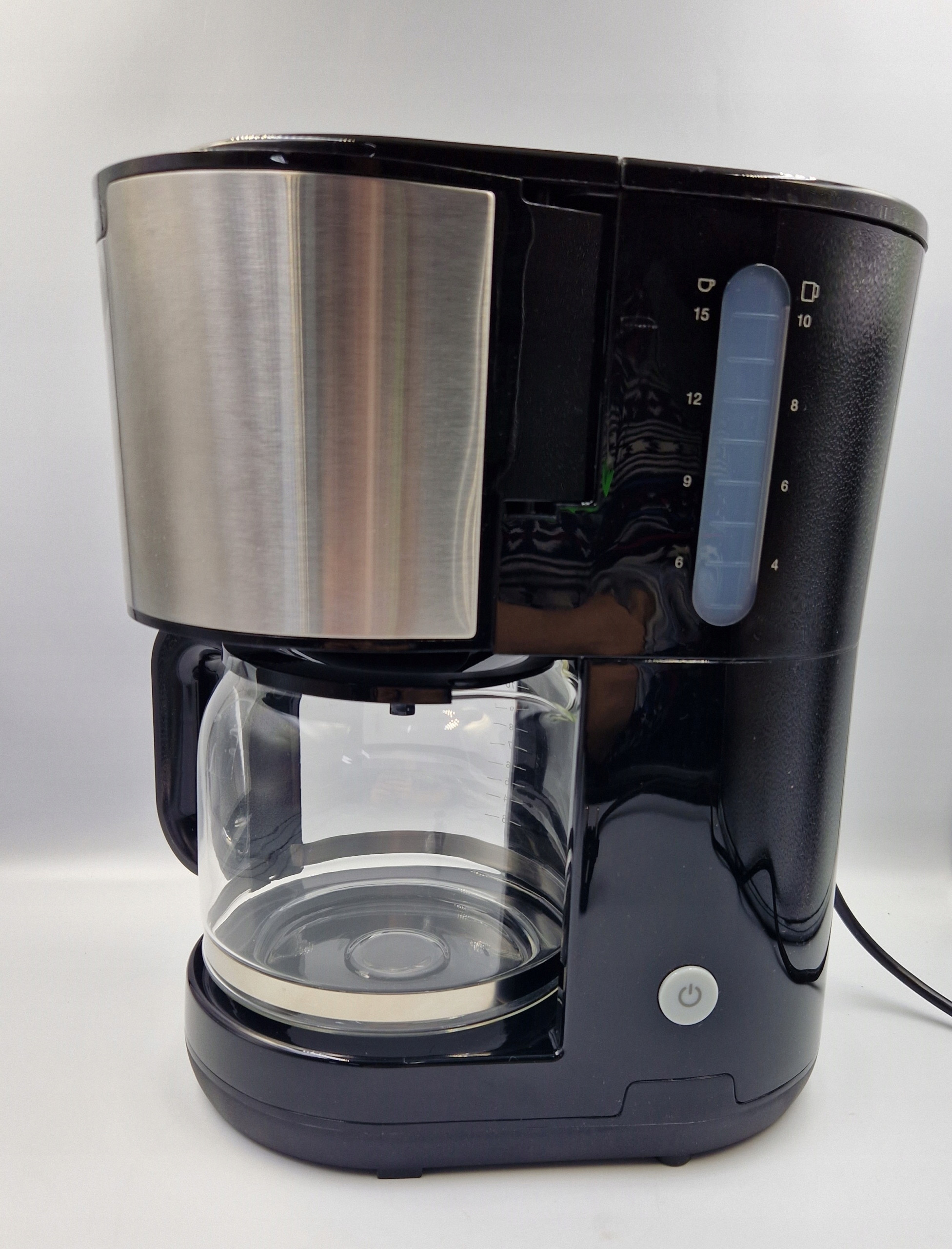 Szklany dzbanek o pojemności 10 filiżanek