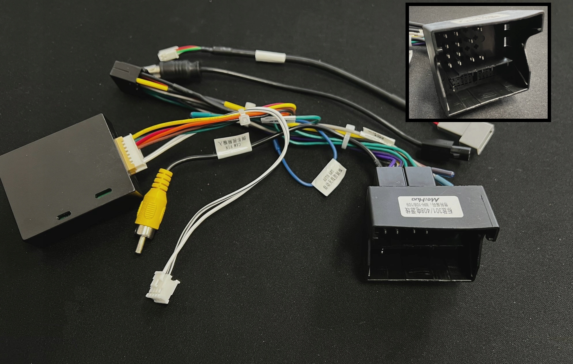 Zestaw akcesoriów do instalacji radionawigacji