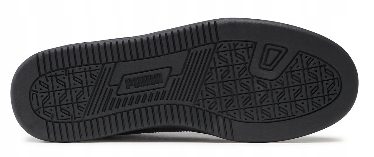 Gumowa podeszwa zewnętrzna z ponacinanym bieżnikiem