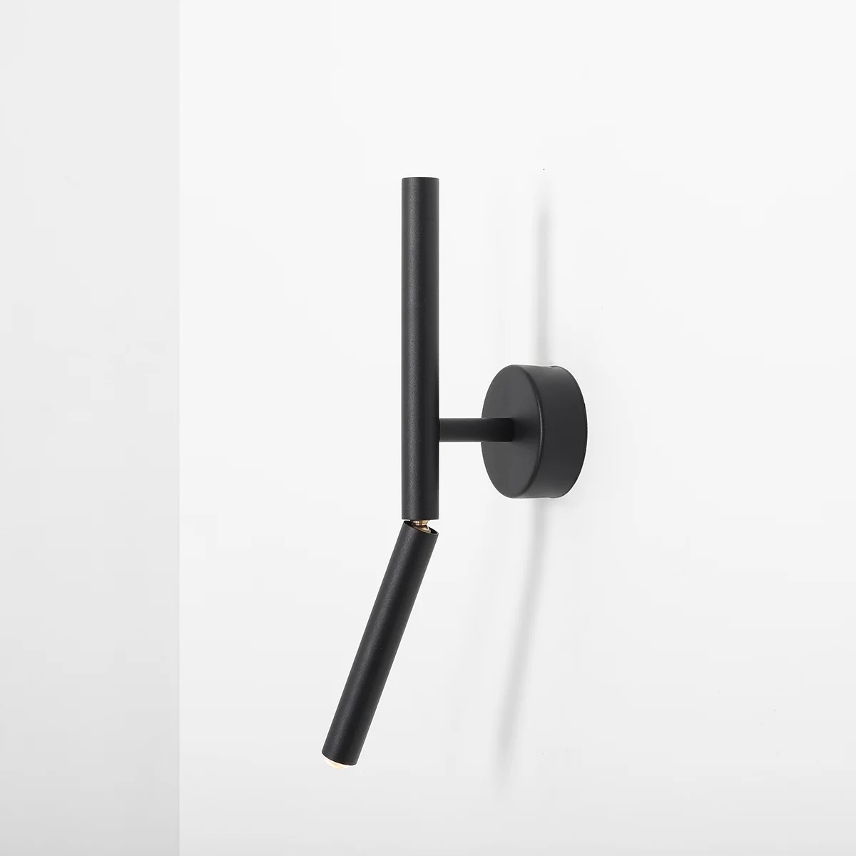 Lampa ścienna regulowana Stick 1084C1 Aldex – Elegancja i funkcjonalność w Twoim wnętrzu