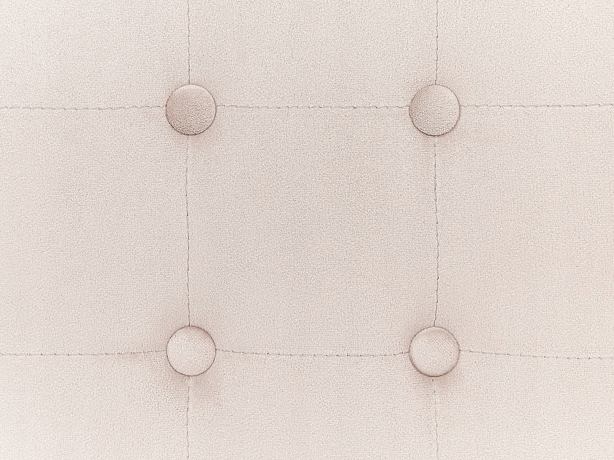 Ozdobne pikowanie – Detal, który przyciąga wzrok