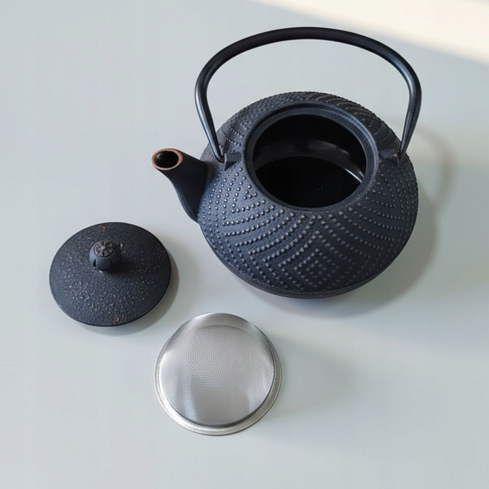 Praktyczny filtr do łatwego parzenia herbaty