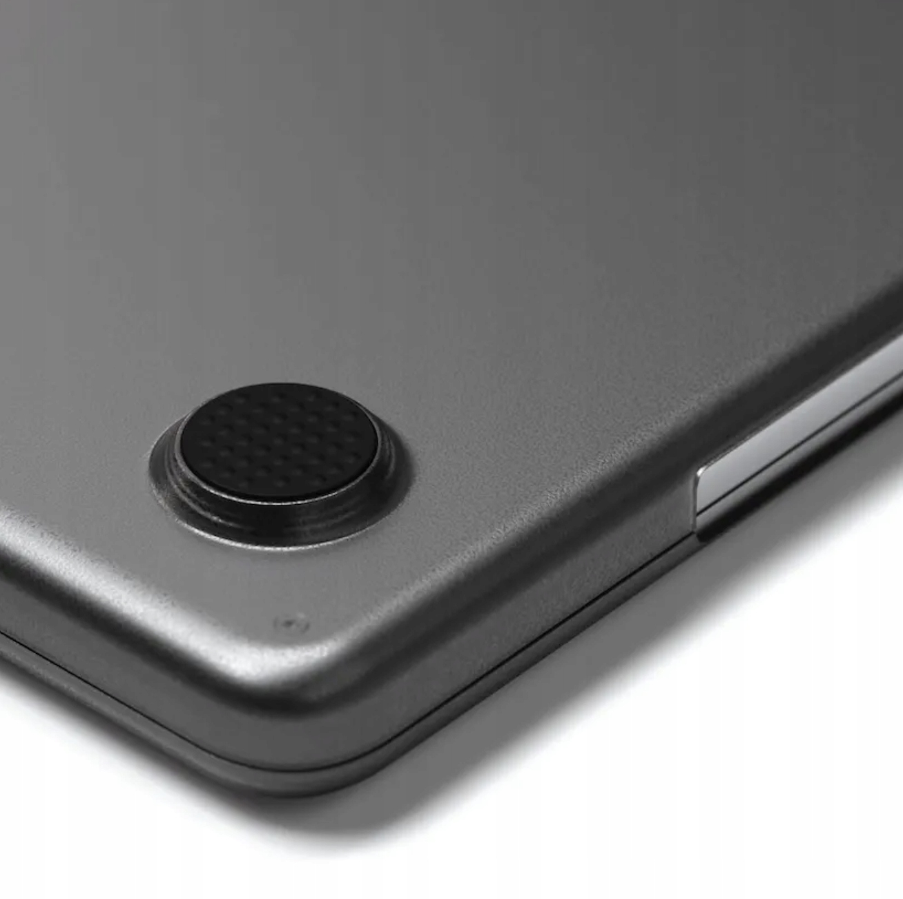 Wygodne zakładanie i zdejmowanie etui