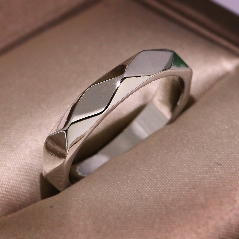 Srebrna Obrączka Pierścionek Ślubny Stal 316L – Elegancja na każdą okazję