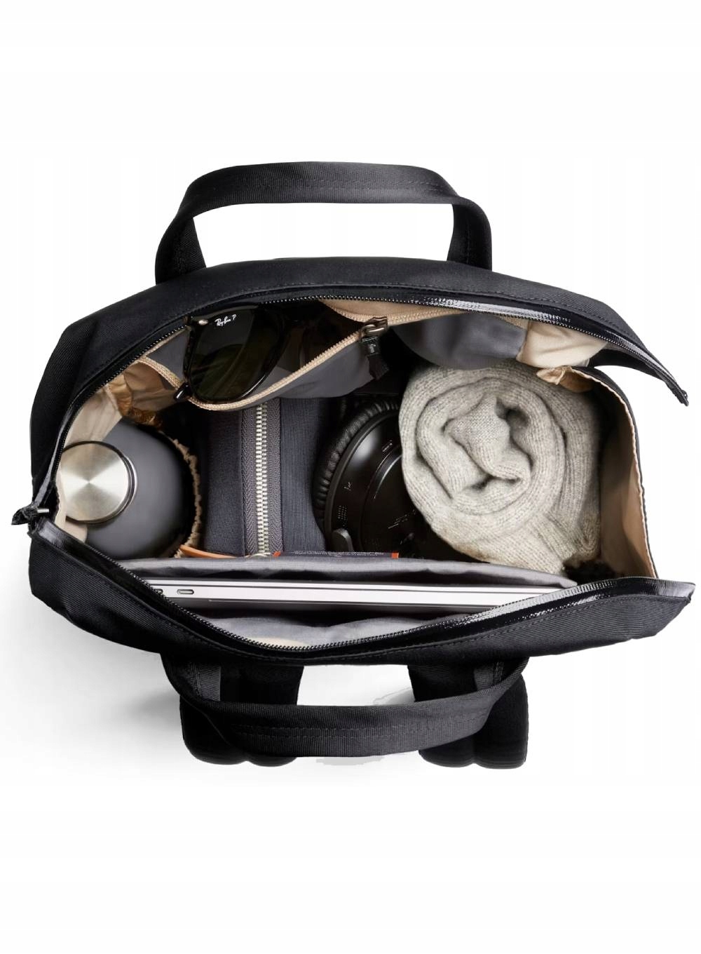 Komfort noszenia – Wyściełane paski ramiączne i tylny panel