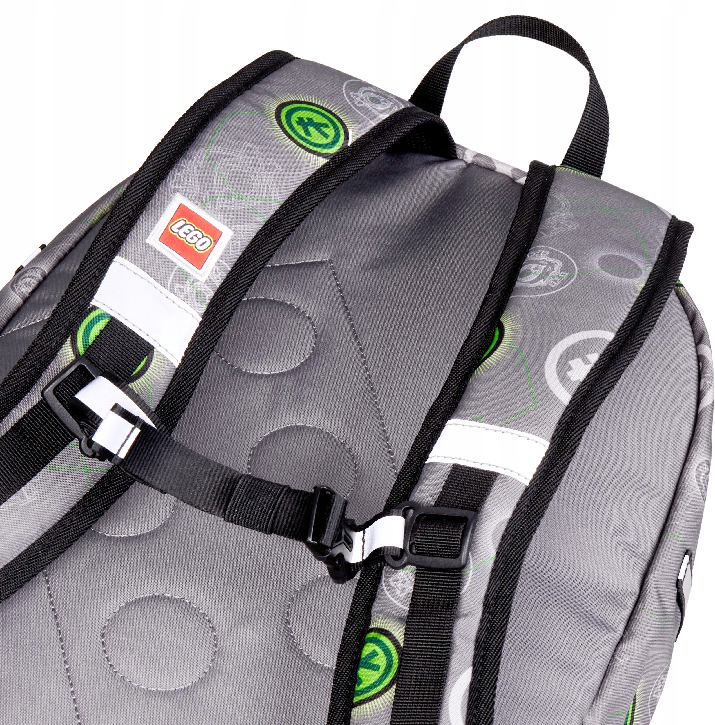 Ekologiczny materiał z przetworzonych butelek PET