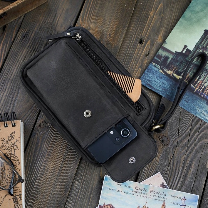 Praktyczne kieszenie i komory – Idealne na codzienne akcesoria