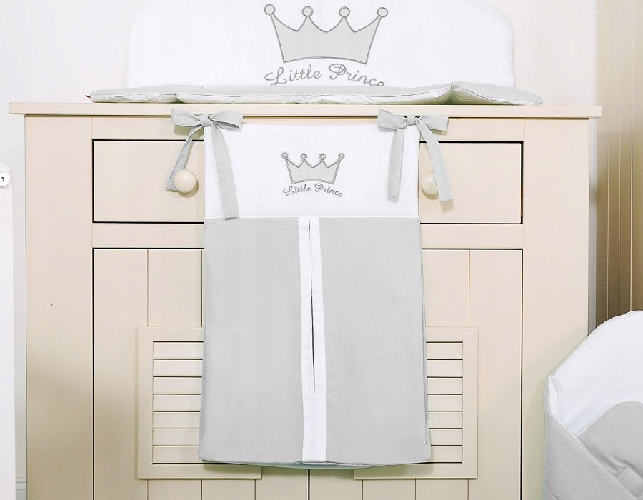 Duża pojemność i łatwy dostęp do pieluszek