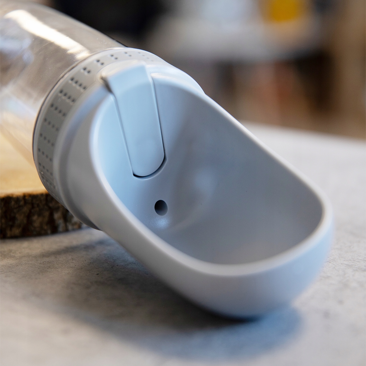 Ergonomiczny design z uchwytem – Łatwe przenoszenie i użytkowanie