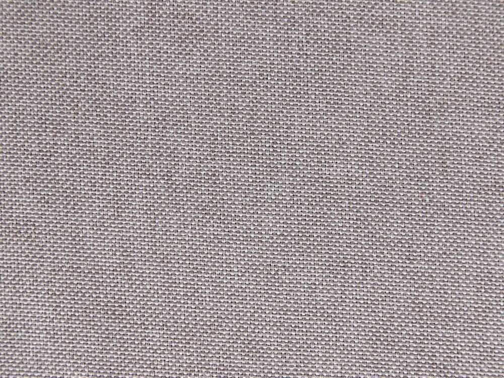 Wbudowane poduszki dla lepszego komfortu