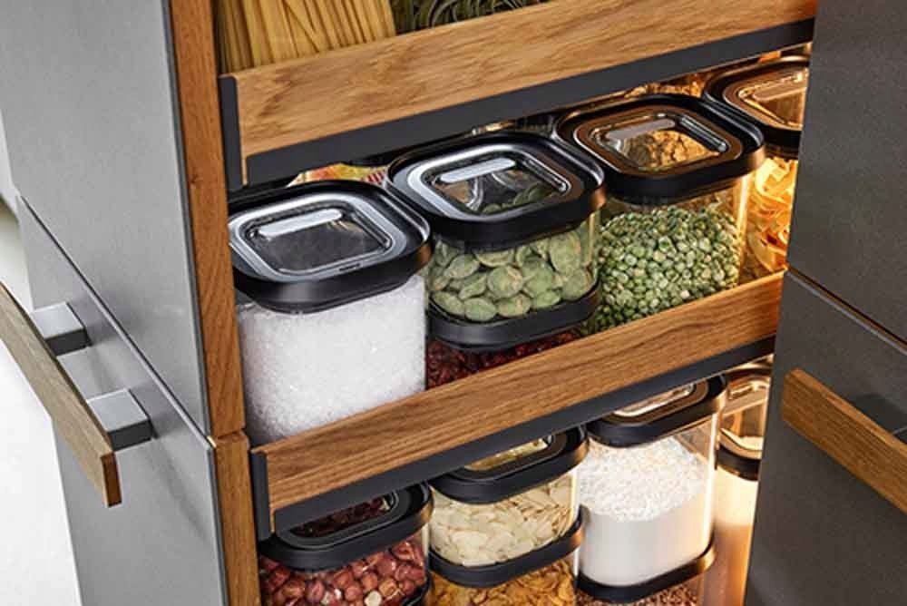 Estetyka i kolorystyka – Przezroczysty i czarny design