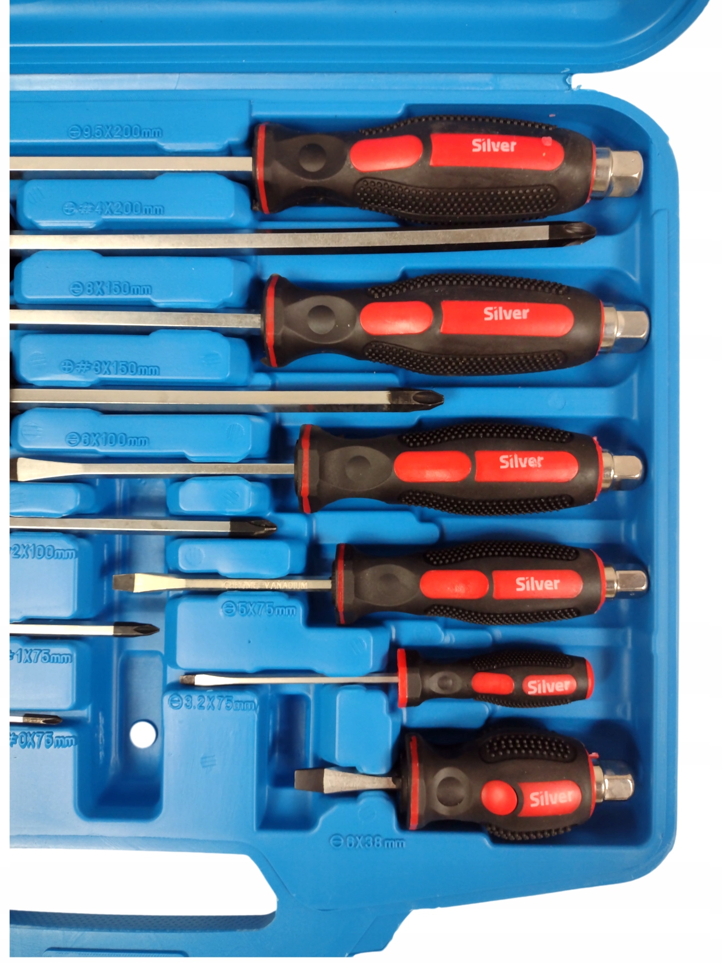 Magnetyczna końcówka dla lepszej precyzji