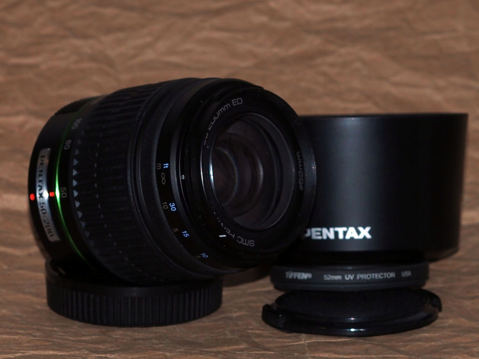 Zmiennoogniskowe ogniskowanie w zakresie 50-200 mm