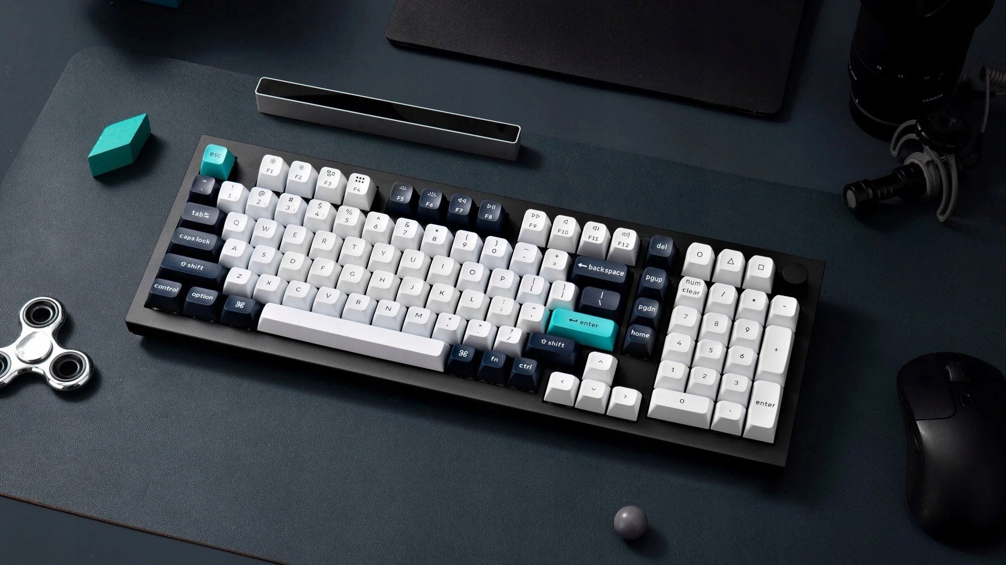 Unikalne keycapy PBT Double Shot KSA