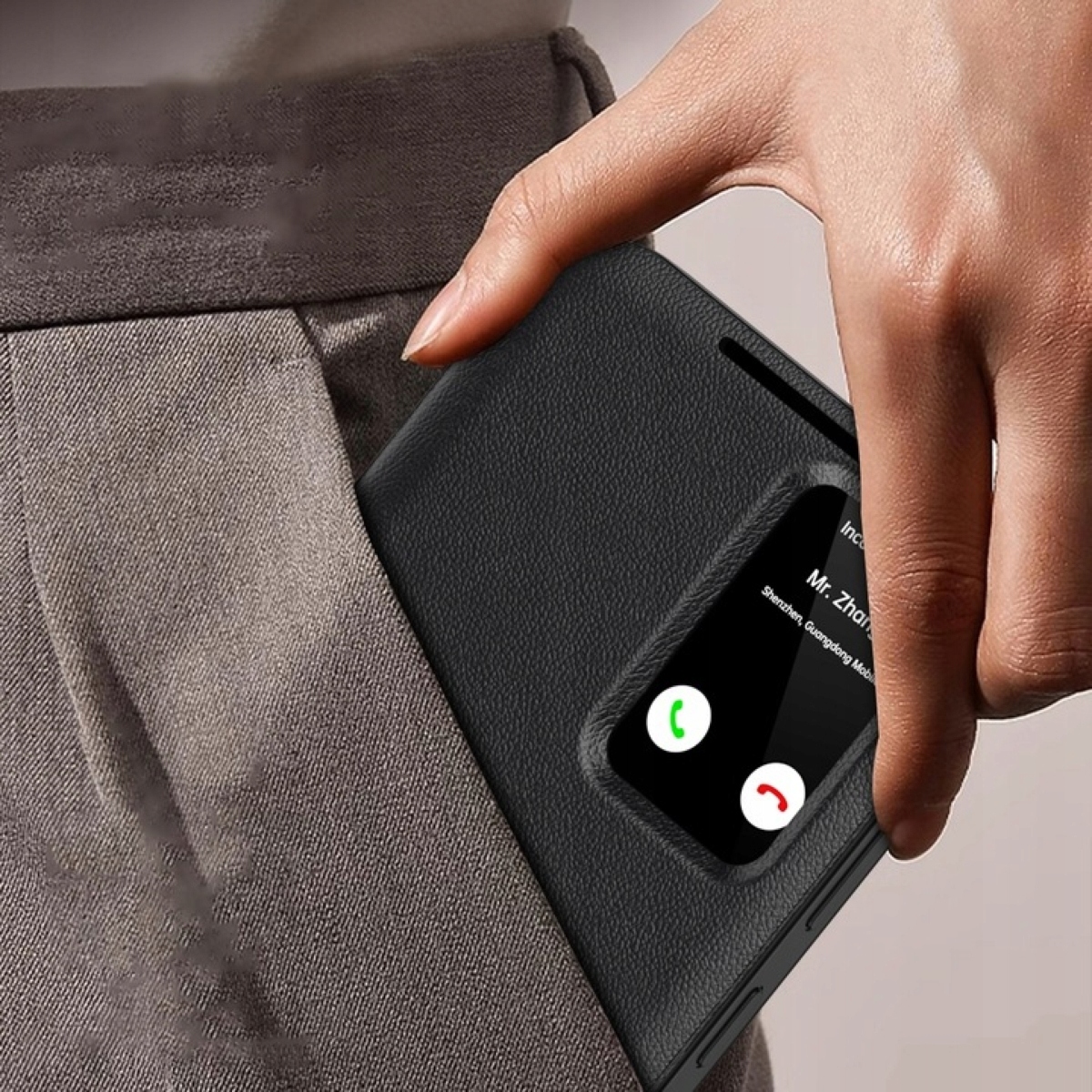 Precyzyjne wycięcia – Łatwy dostęp do portów i przycisków