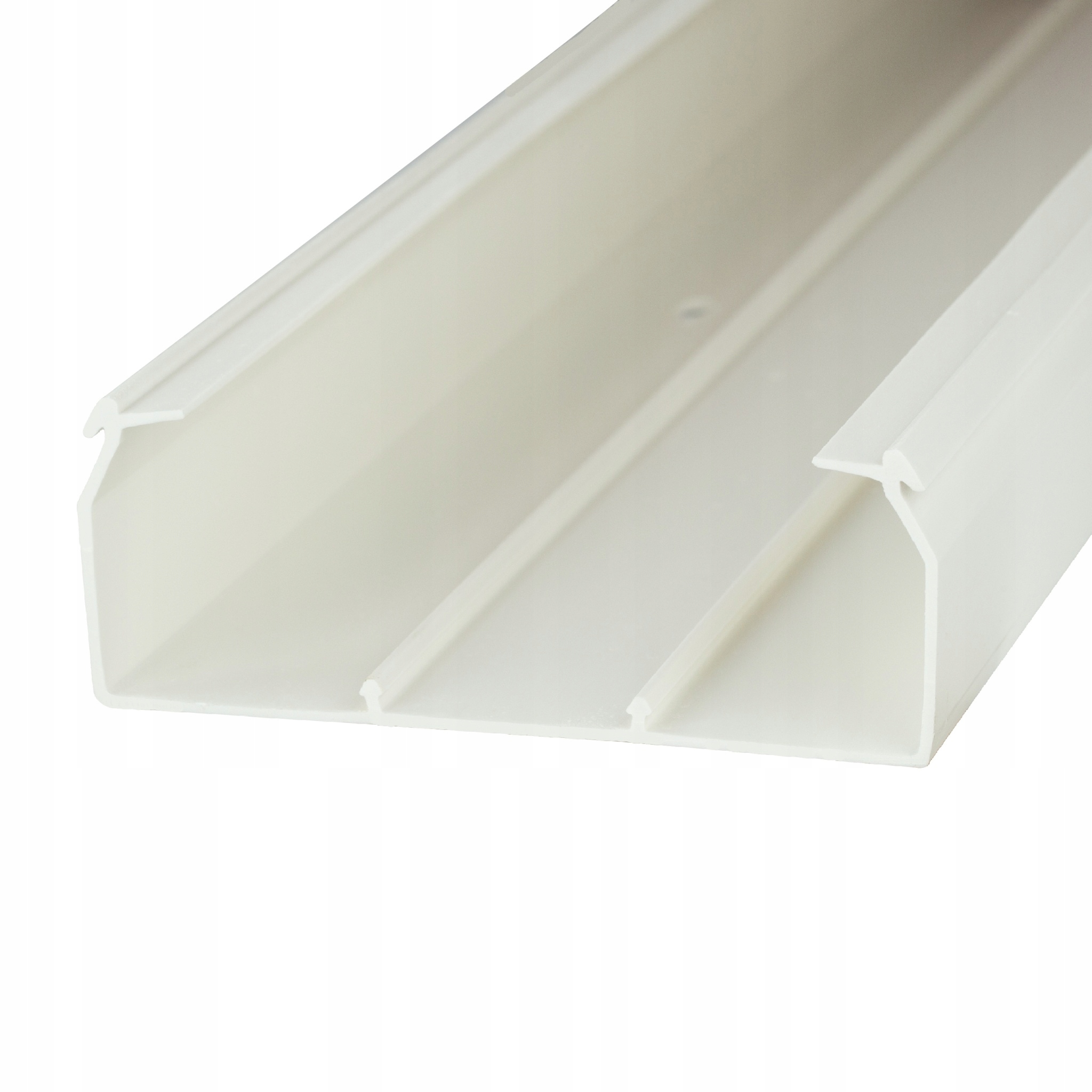 Zalety i cechy charakterystyczne listwy BKK 100x40