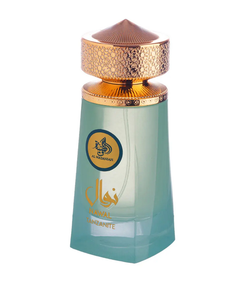 Woda perfumowana w praktycznym sprayu