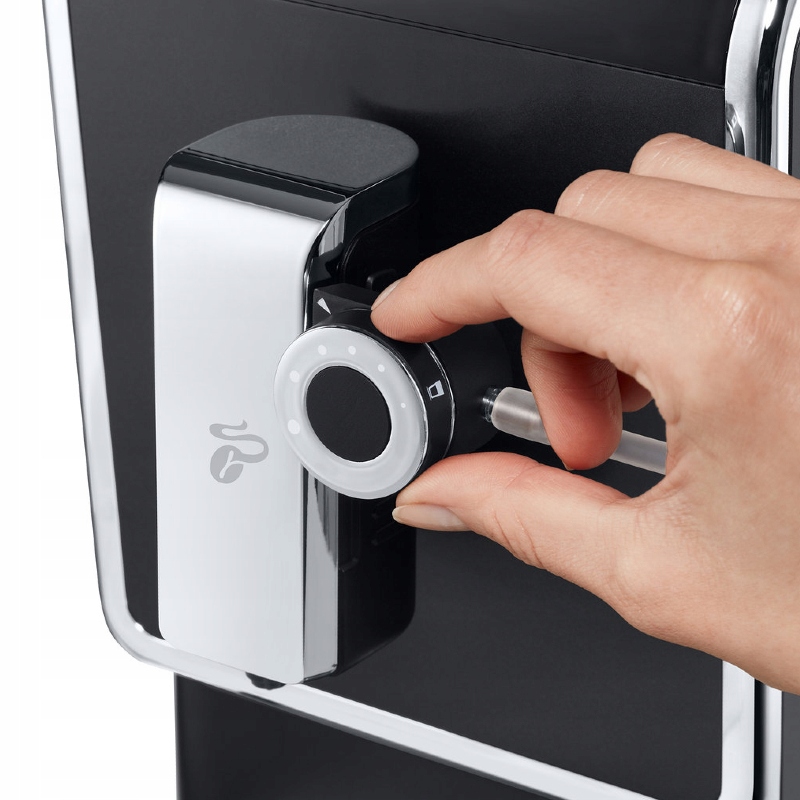 Wysoka moc 1235 W – szybkie parzenie kawy