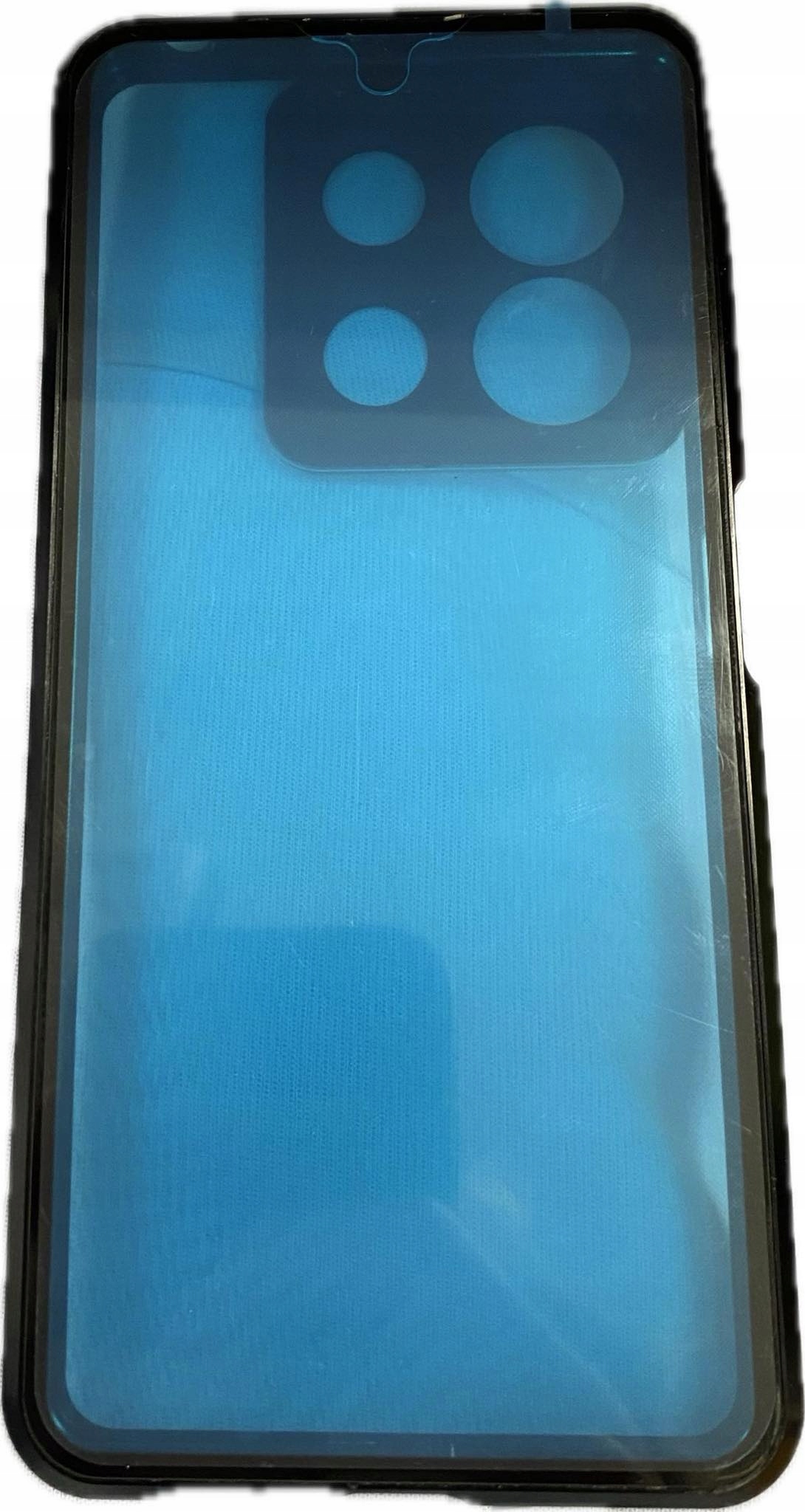 Wygodna instalacja – Prosta i szybka aplikacja etui