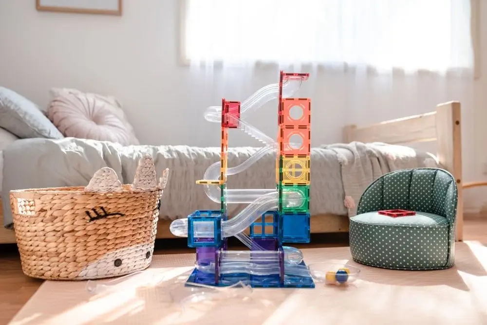 Klocki magnetyczne Connetix Rainbow Ball Run Pack 92 el. – Kreatywna zabawa dla dzieci