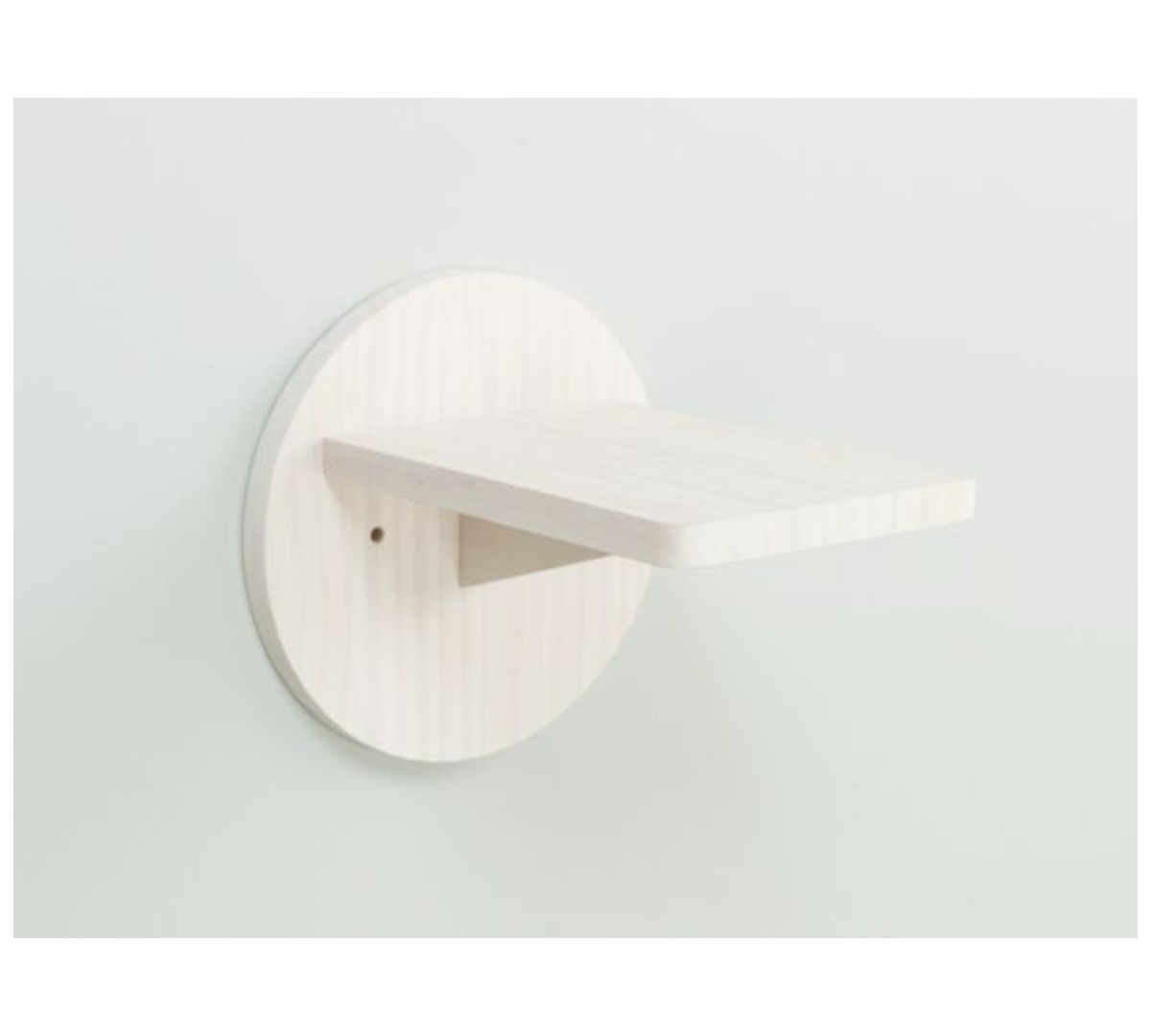 Innowacyjny schodek do montażu na ścianie