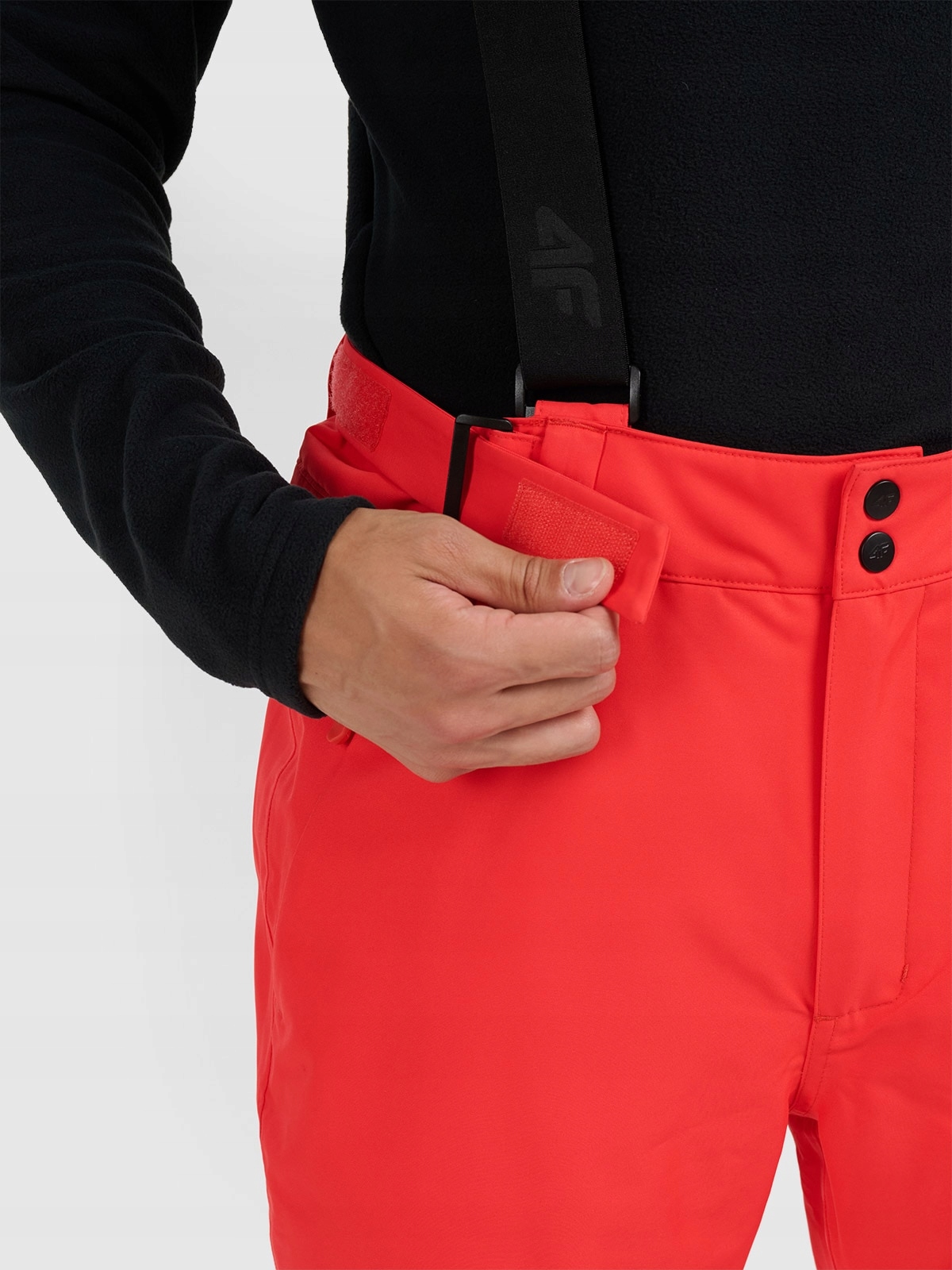 Komfort i swoboda ruchów – Ocieplina i regulowane elementy