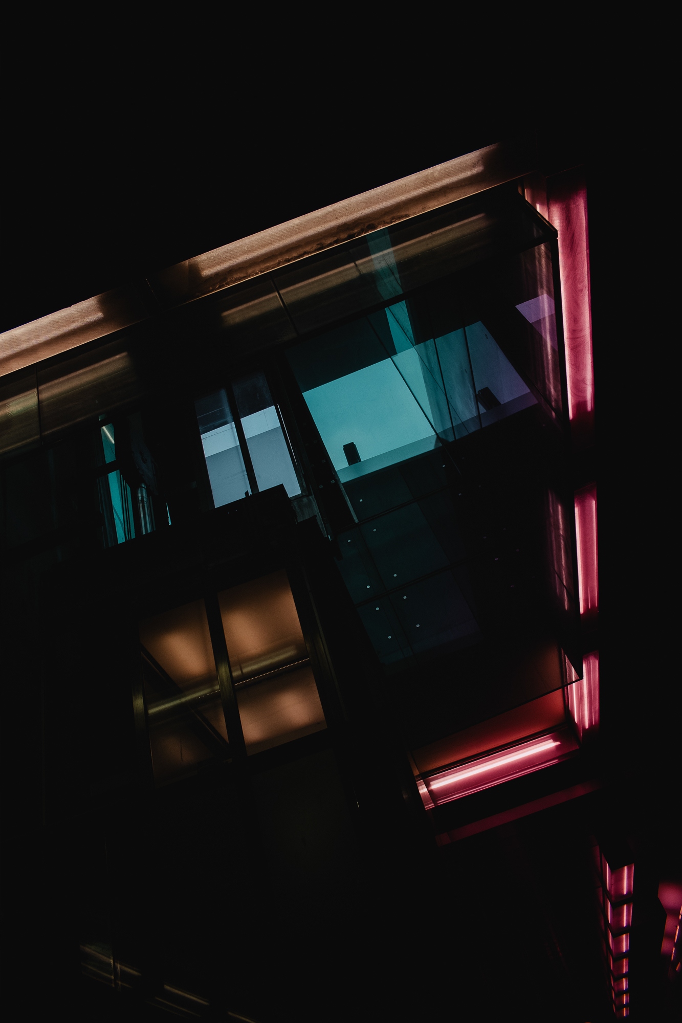 Solidna konstrukcja – Metalowy tubus i płynne pierścienie nastawcze