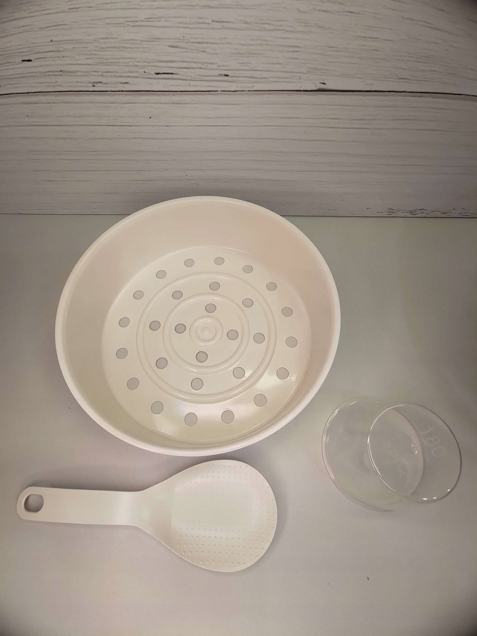 Dodatkowe akcesoria – Miarka i łopatka w zestawie