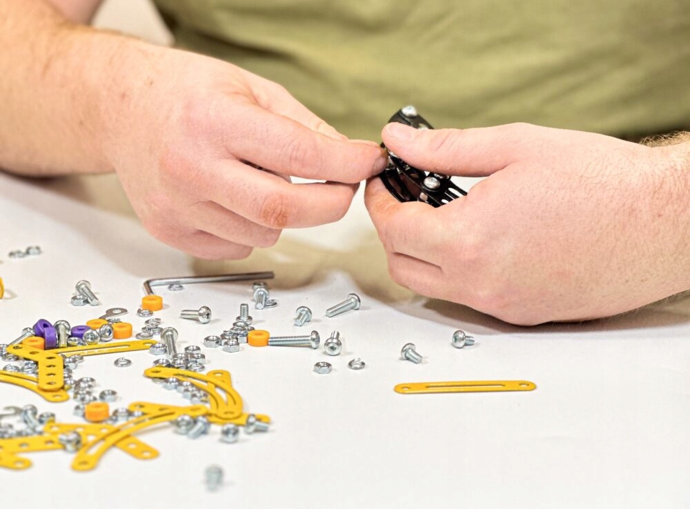 Kreatywna zabawa i rozwijanie umiejętności manualnych