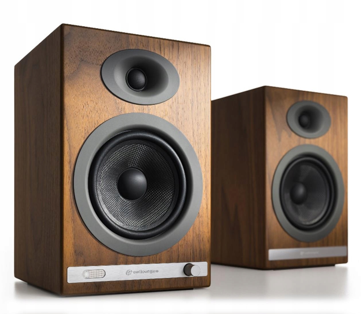 Wydajność i moc głośników – 50 W RMS