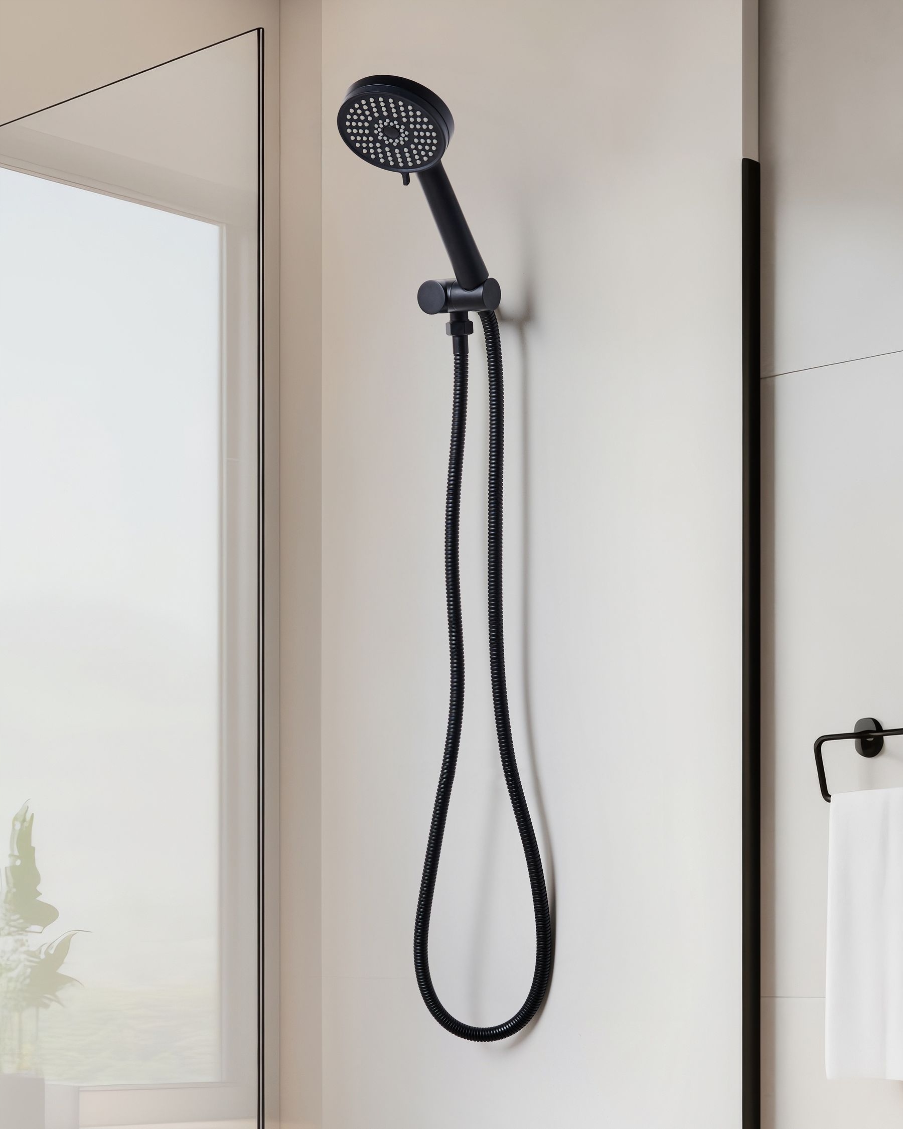 Słuchawka prysznicowa z wężem SURIPA Czarny – Komfort i styl w Twojej łazience