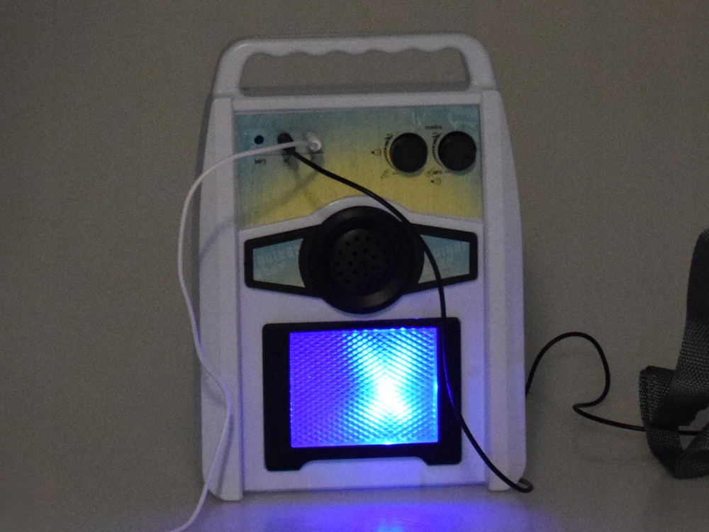 Kolorowe światełka na wzmacniaczu – efektowne występy na każdą okazję