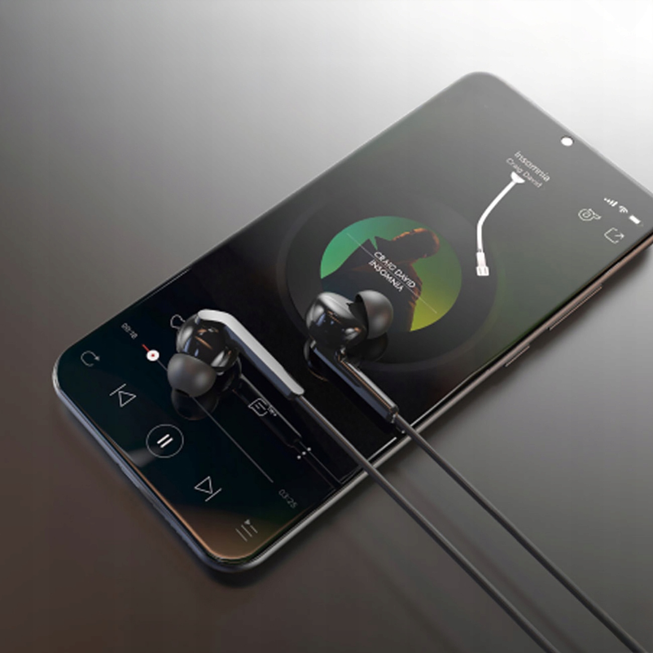 Wyraźny dźwięk stereo i funkcja zestawu słuchawkowego