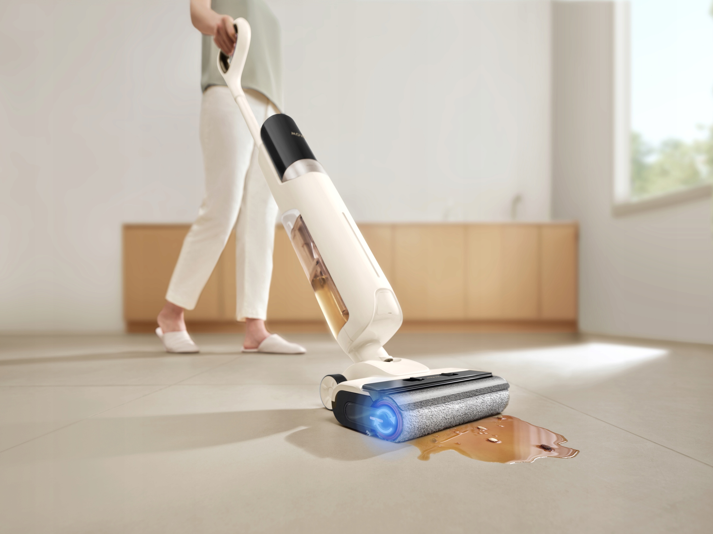 Adjustable Suction Power - Intelligently Adapts to the Type of Dirt
