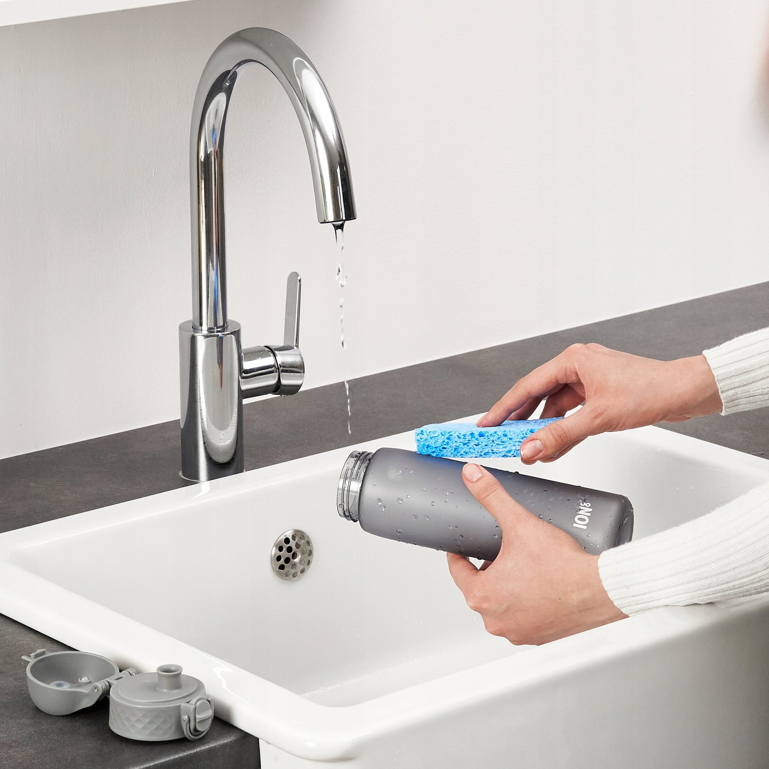 Butelka Ion8 BPA Free I8RF500GRY – Idealna na każdą okazję
