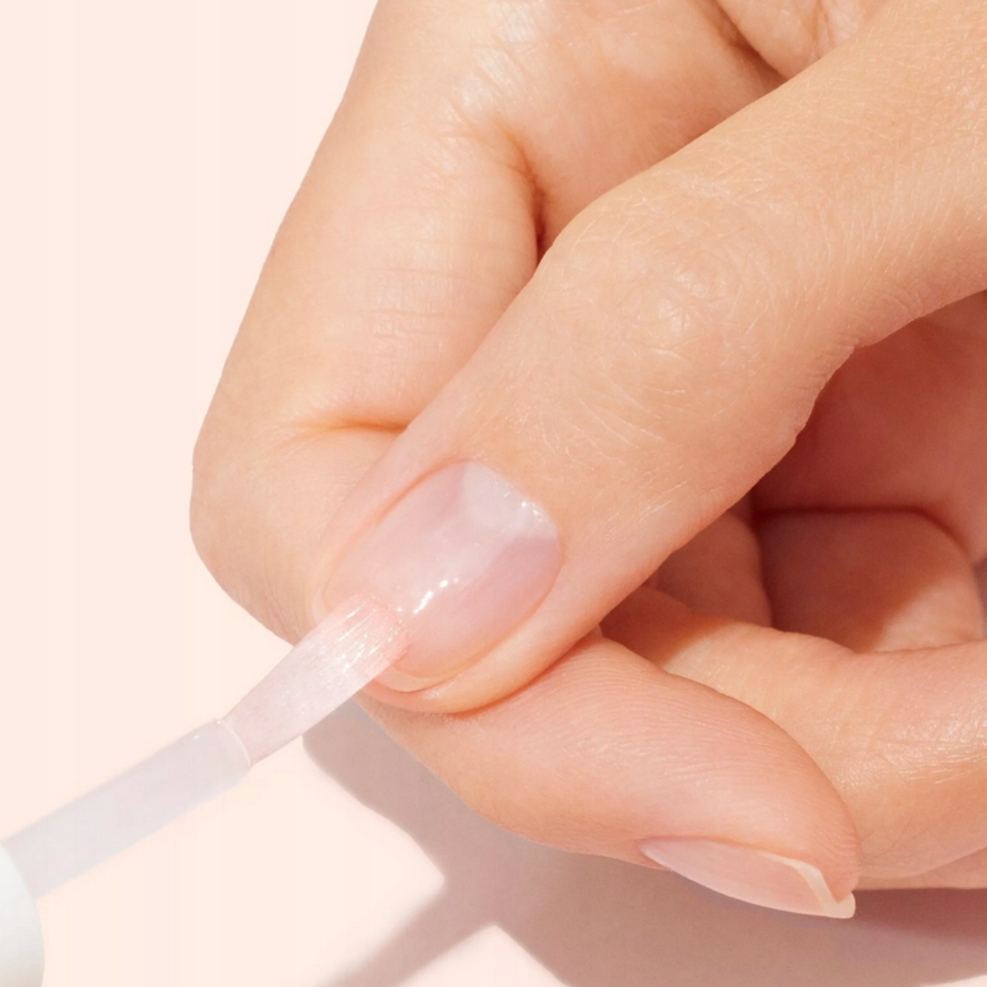 Idealna dla zniszczonych i osłabionych paznokci