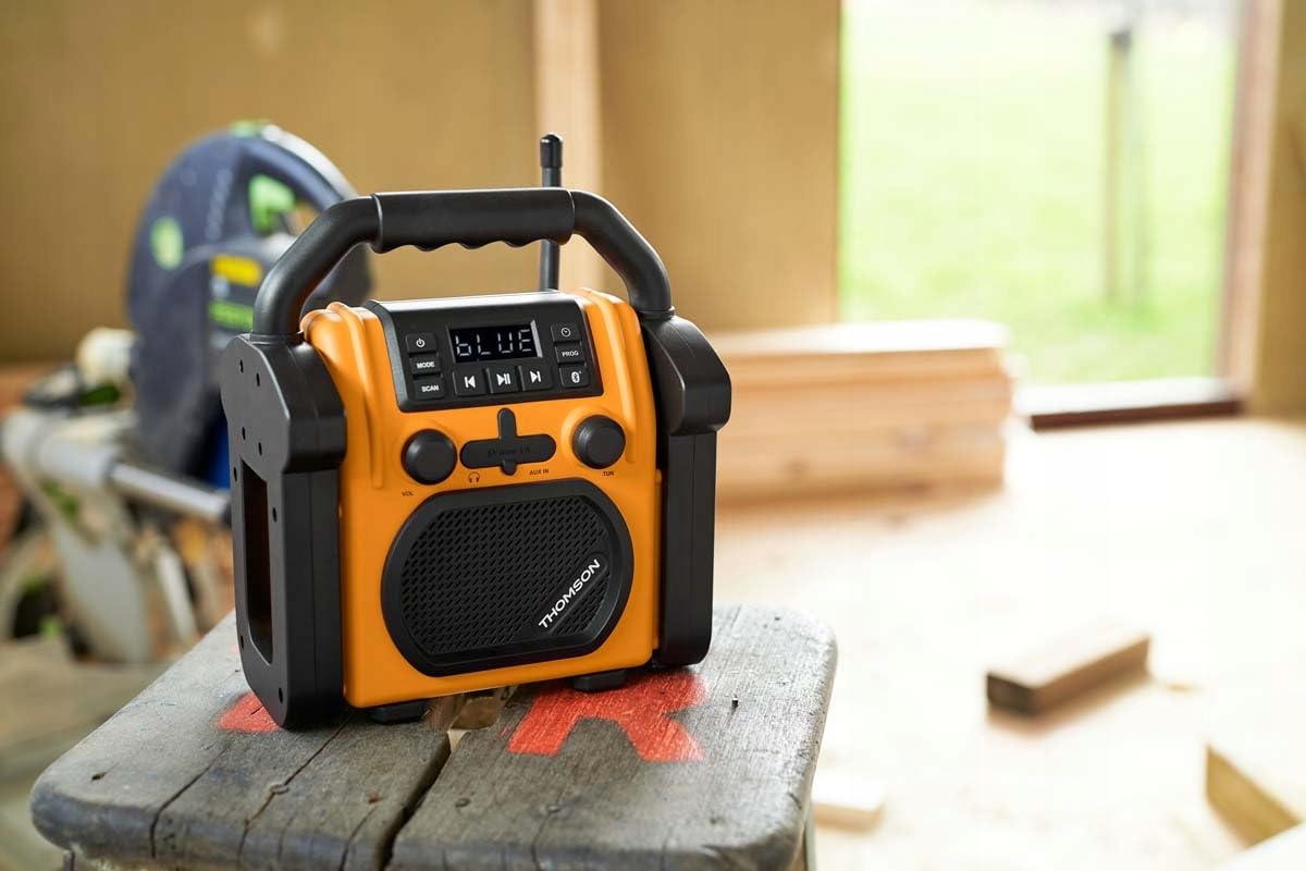 Thomson WKR60BT – Radio budowlane FM z Bluetooth dla Twojej wygody