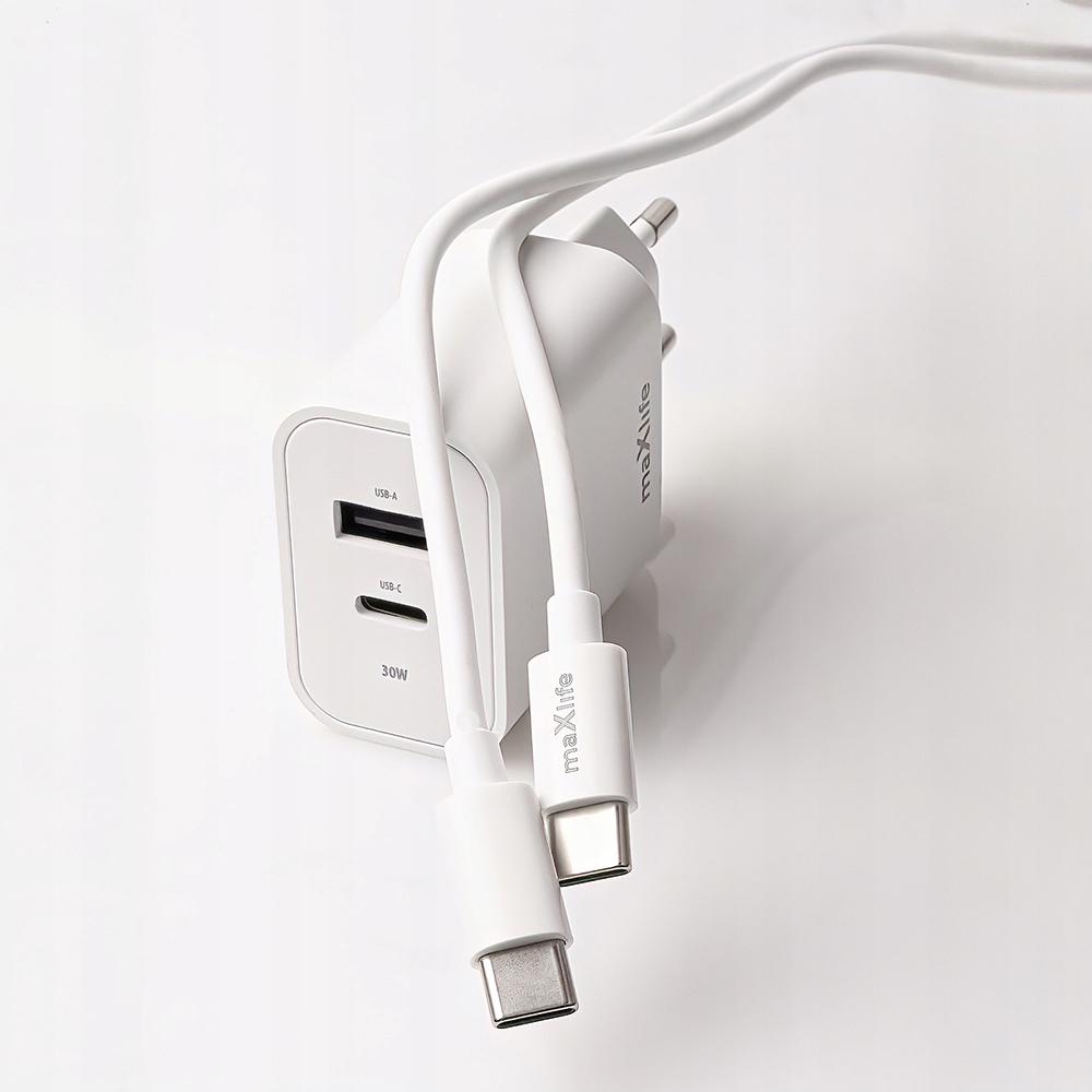 Wydajność ładowania 30W – Dwa porty USB-C i USB
